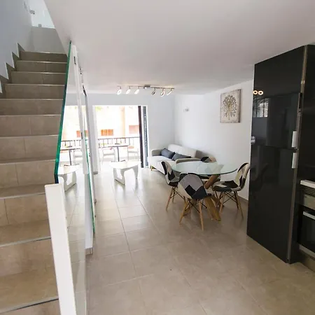 One Bedroom At Playa De La Americas 200 M Away From The With View Balcony And Wifi Appartement *